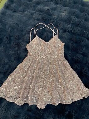 Kimchi Blue Victoria Sweetheart Shimmer Lace Romper XS // spring girly sparkly